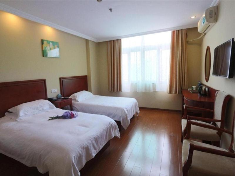 Greentree Inn Shanghai Pudong Airport Huaxia East Road Railway Station Shell Hotel Exterior foto