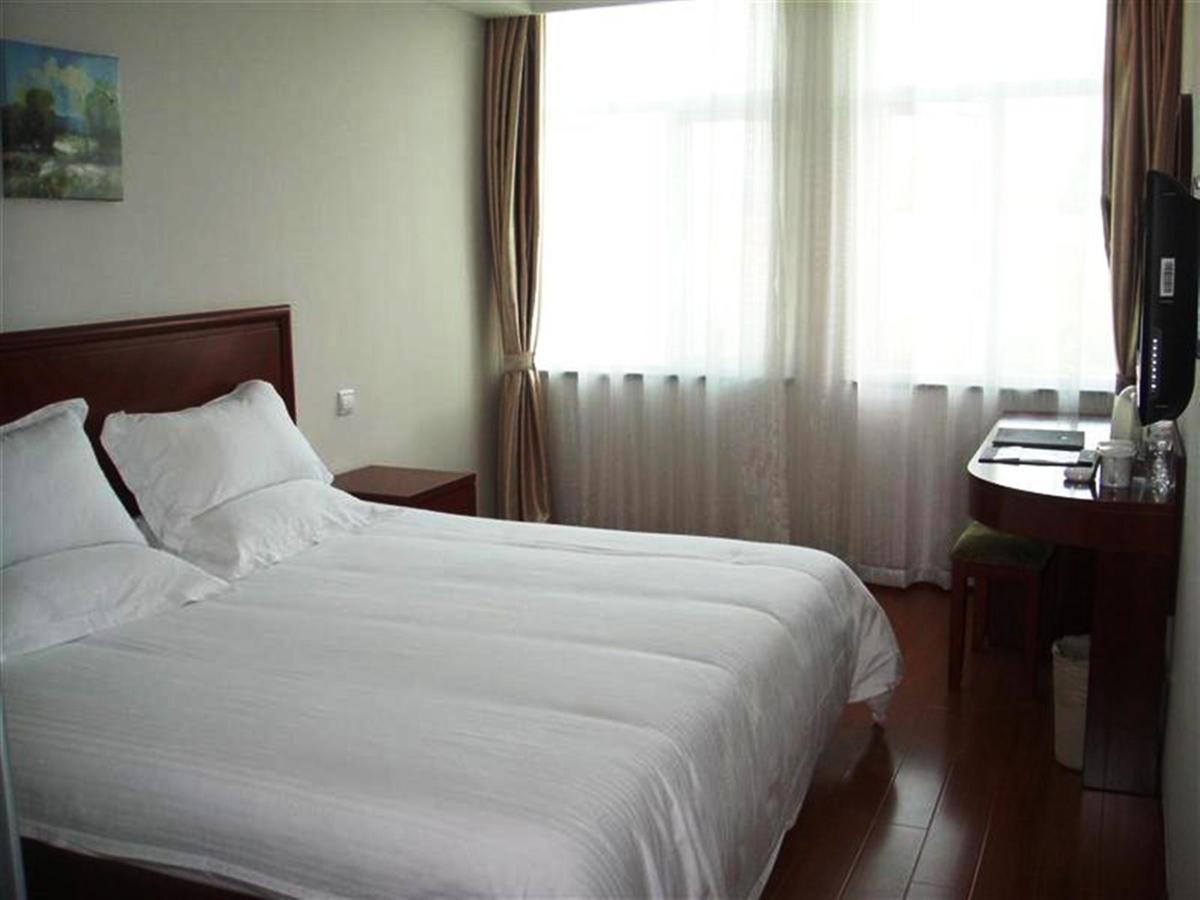 Greentree Inn Shanghai Pudong Airport Huaxia East Road Railway Station Shell Hotel Exterior foto