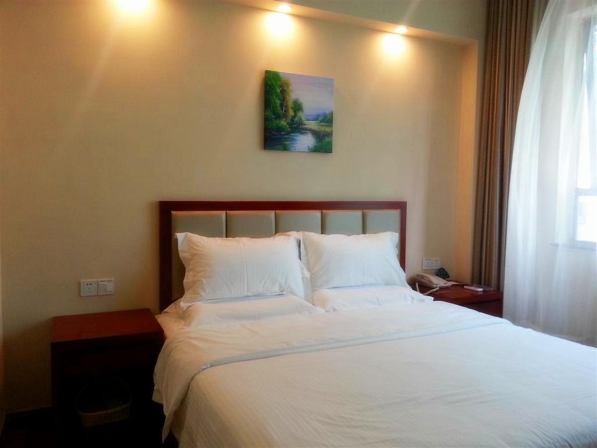 Greentree Inn Shanghai Pudong Airport Huaxia East Road Railway Station Shell Hotel Exterior foto