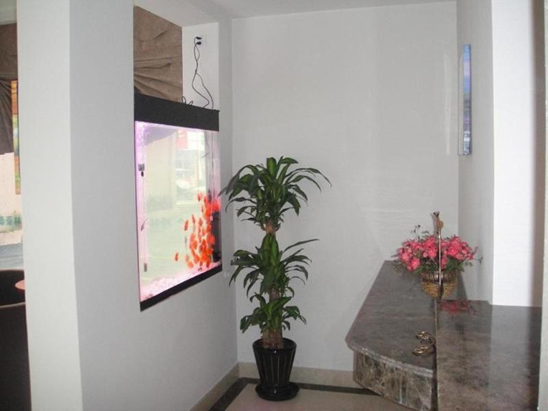 Greentree Inn Shanghai Pudong Airport Huaxia East Road Railway Station Shell Hotel Exterior foto